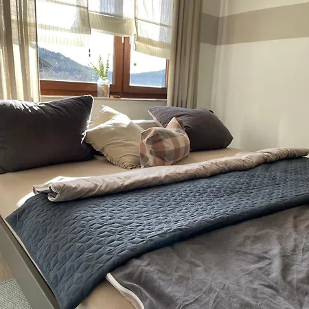 Dorfblick Mit 2 Sz, Wlan, Balkon & Ski- Oder Ebike Keller * Winterberg