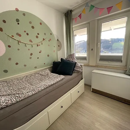 Lägenhet Dorfblick Mit 2 Sz, Wlan, Balkon & Ski- Oder Ebike Keller